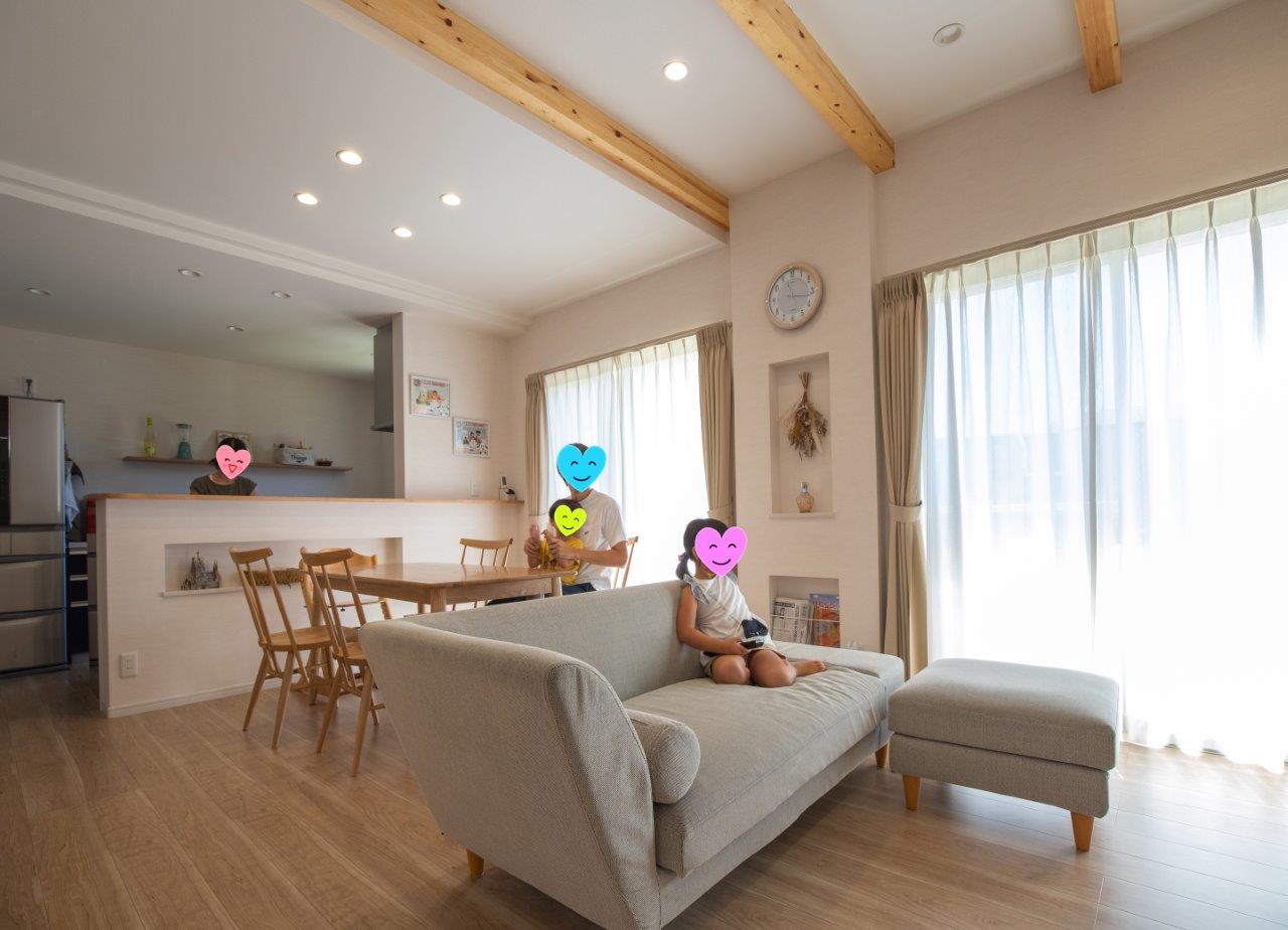 家族がのびのび過ごせる温かみのある家が出来ました。 アイキャッチ