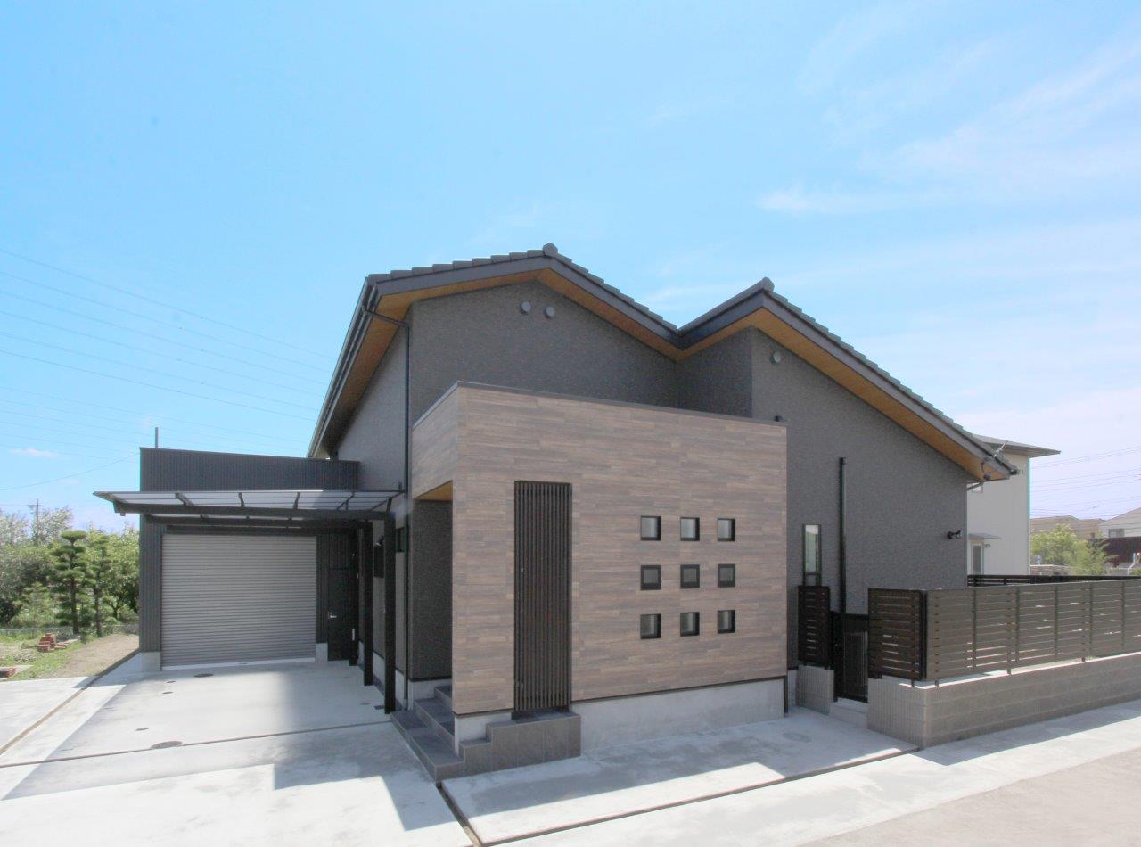 住宅【外観】新築（３階と平屋） アイキャッチ